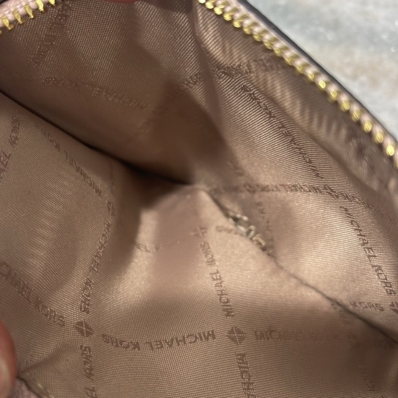 NWT Michael Kors Signature Brown and Blush Jet Set Travel Wristlet - Picture 7 of 7